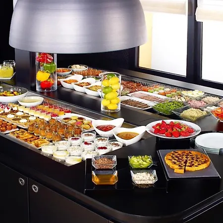 فندق Campanile Lille - 3*