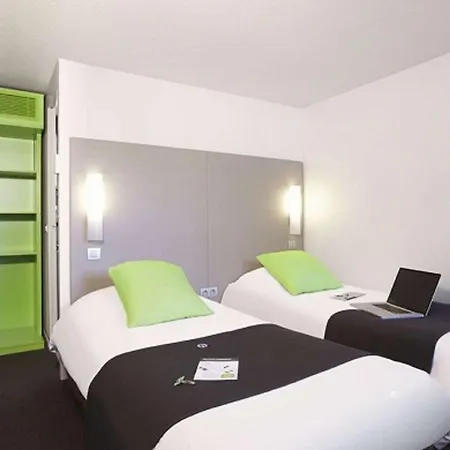Campanile Lille - סקלן