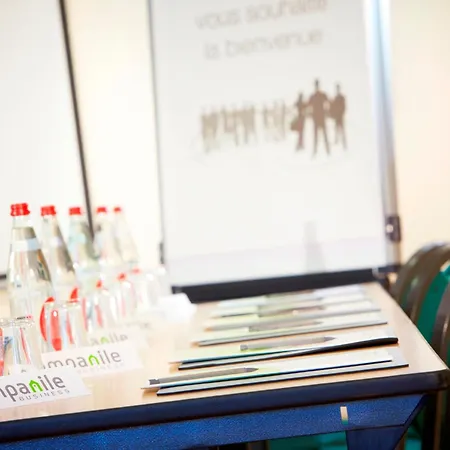 Campanile Lille - 3* Seclin